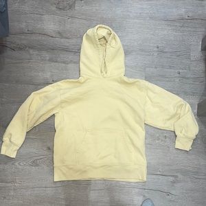 Aritizia TNA boyfriend hoodie